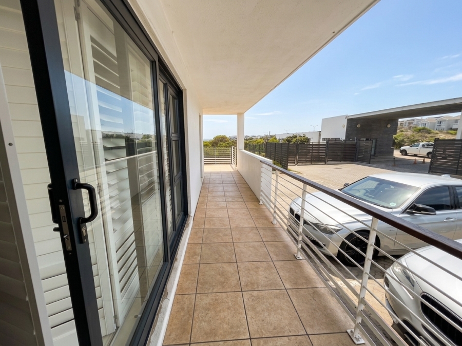 To Let 2 Bedroom Property for Rent in Big Bay Western Cape